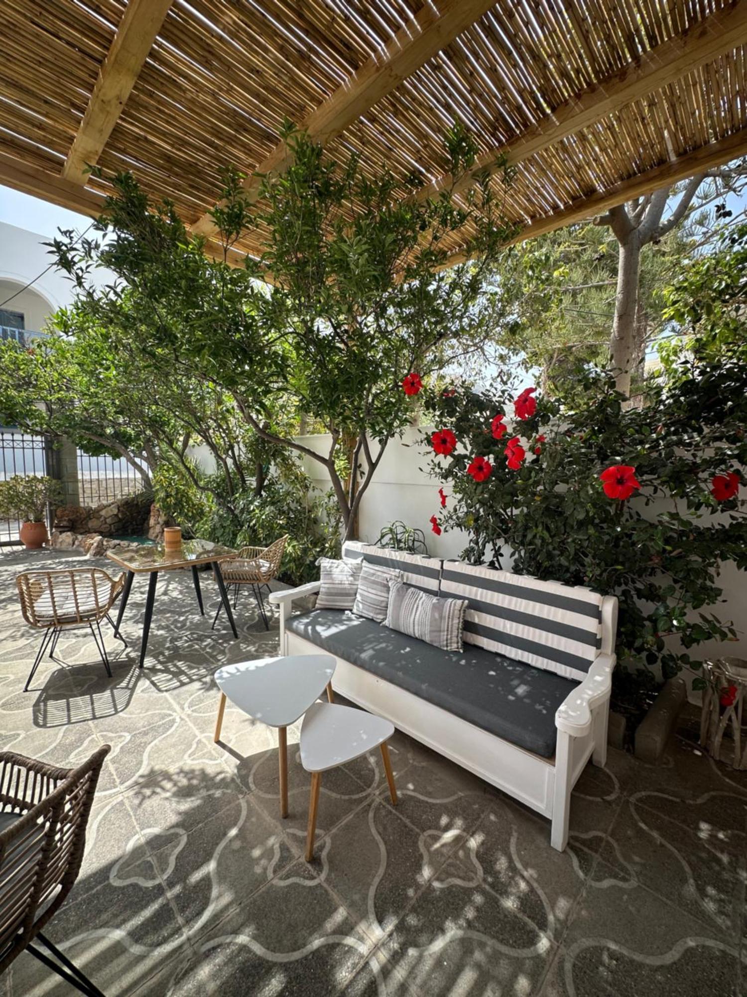 Athina Rooms - Lounge Apartments Páros Exterior foto