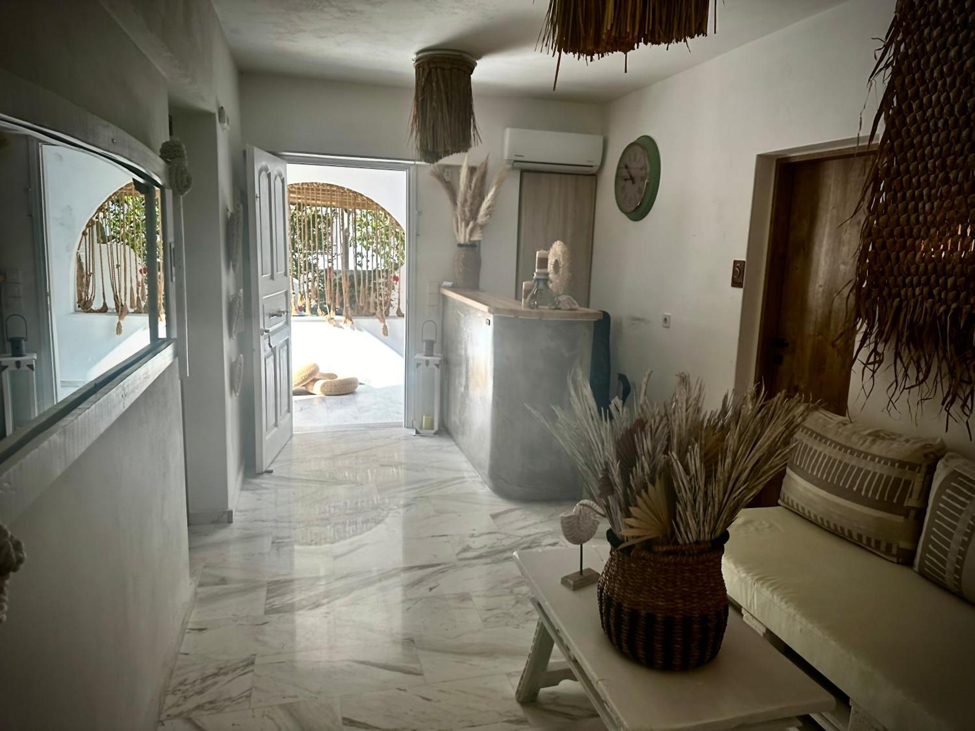 Athina Rooms - Lounge Apartments Páros Exterior foto